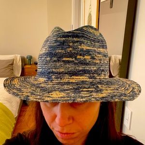 Beautiful Raffaello Bettini blue and natural woven sun hat. Never worn!